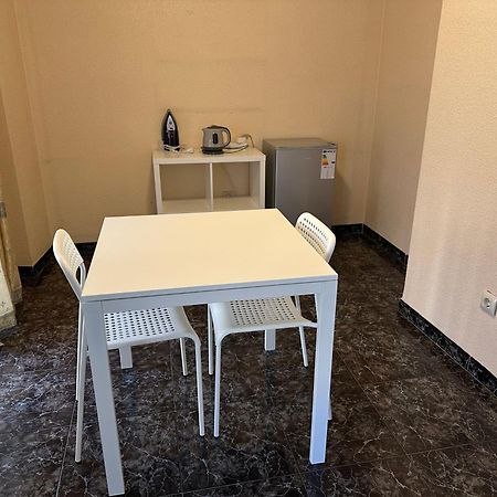 Almeria Centro Habitacion Privada En Apartamento Compartido エクステリア 写真