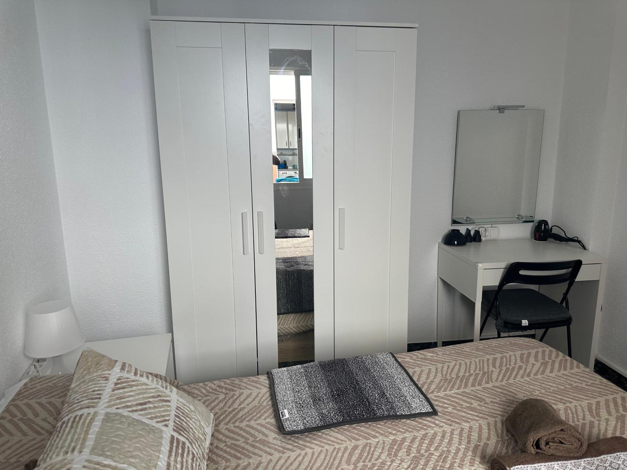 Almeria Centro Habitacion Privada En Apartamento Compartido エクステリア 写真