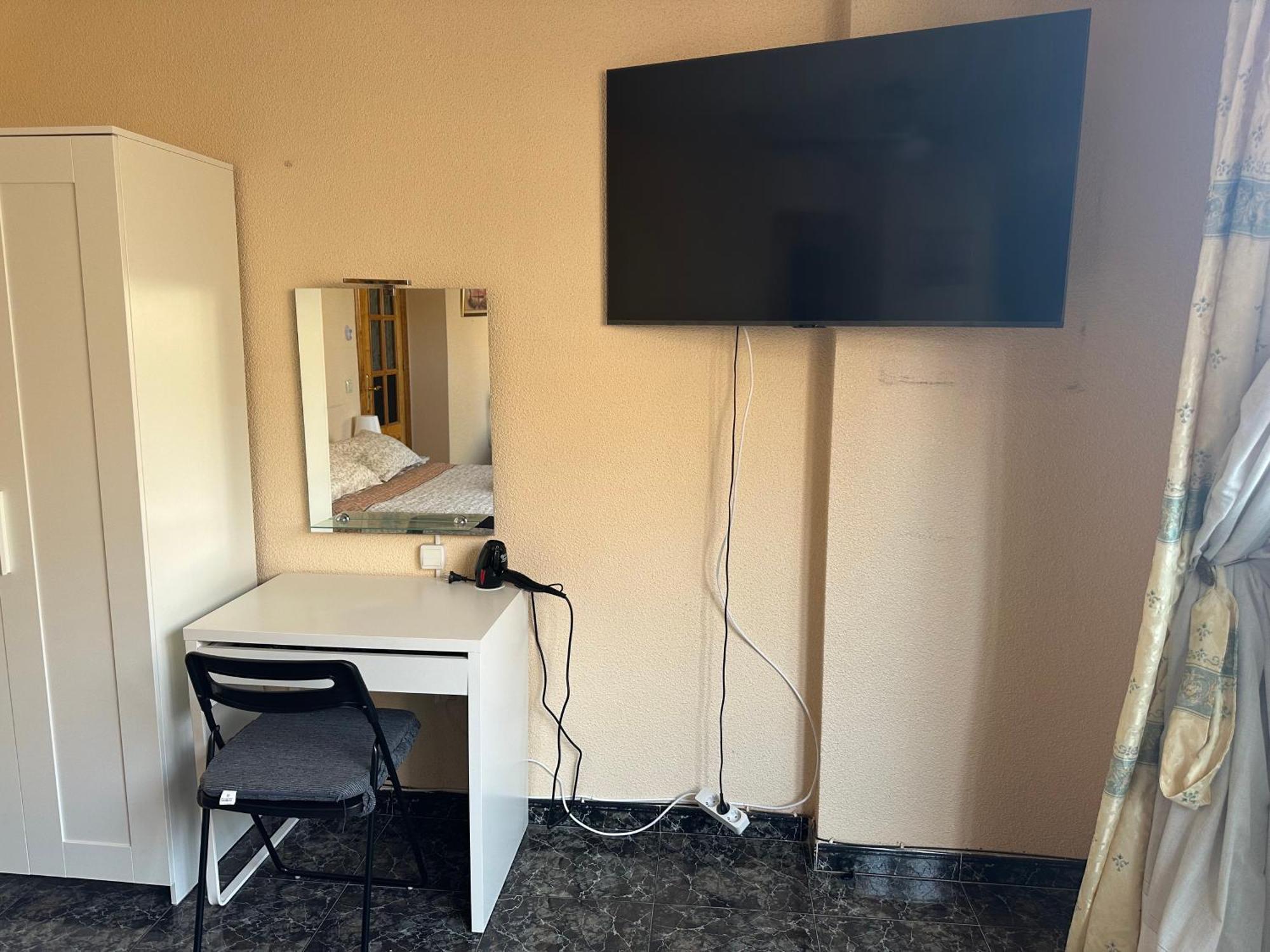 Almeria Centro Habitacion Privada En Apartamento Compartido エクステリア 写真