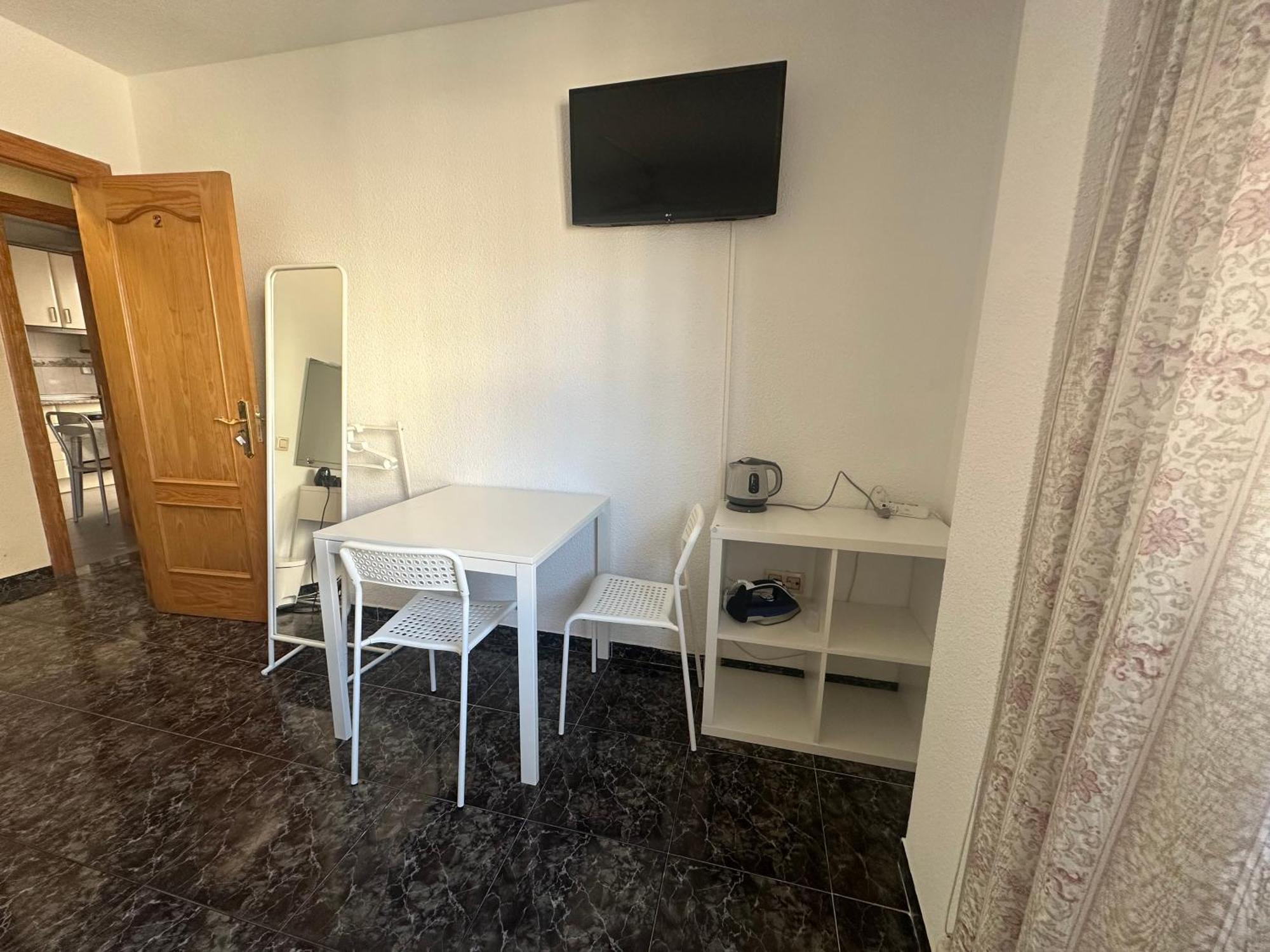 Almeria Centro Habitacion Privada En Apartamento Compartido エクステリア 写真